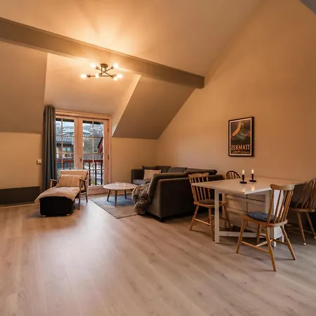 Apartment Alpine With Parking And Balcony *