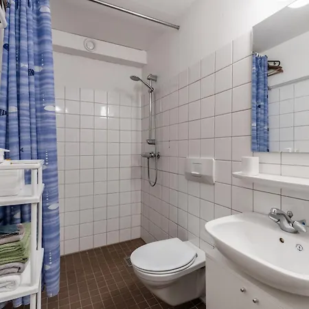 Alpine With Parking And Balcony 公寓 *